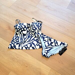 NWT Catalina Woman Large 12-14 Swimwear Tankini Set Blue White Print T15